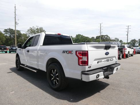 Used 2018 Ford F150 XL w/ Equipment Group 101A Mid RWD image 8