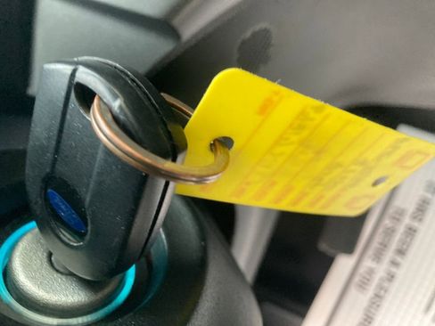 Used 2018 Ford Escape SE image 38