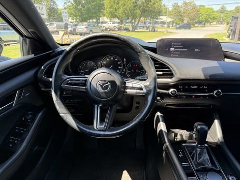 Used 2020 MAZDA MAZDA3 AWD Hatchback w/ Preferred Pkg image 10
