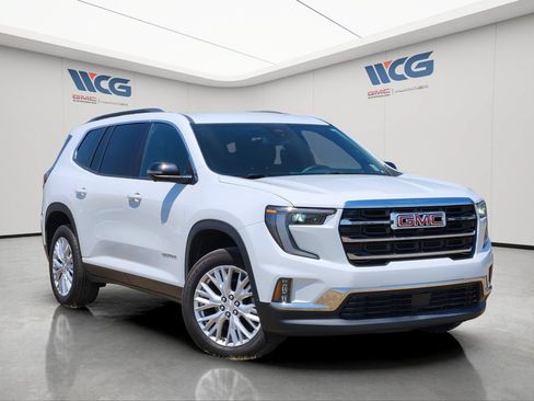 Used 2024 GMC Acadia Elevation AWD/4WD image 2