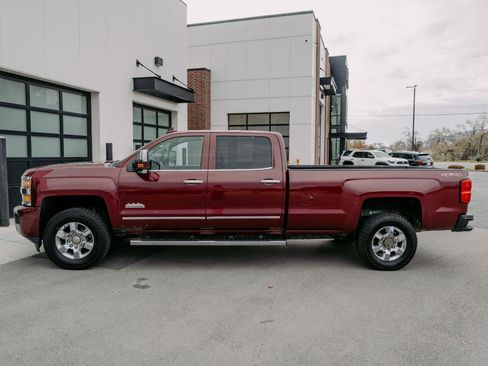 Used 2015 Chevrolet Silverado 3500 High Country image 4