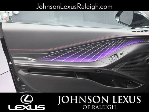 Used 2024 Dodge Charger R/T Scat Pack w/ Plus Group image 11