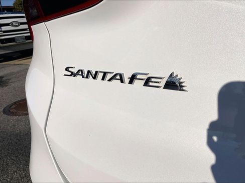 Used 2023 Hyundai Santa Fe Limited image 10