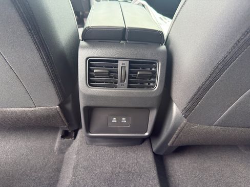 New 2026 Nissan Rogue SV image 31