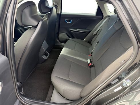 New 2026 Kia K4 LXS image 16