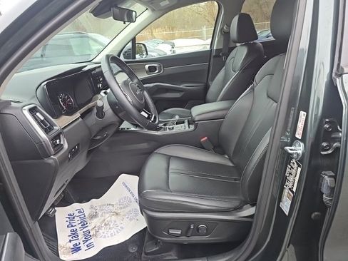Certified 2023 Kia Sorento S image 23