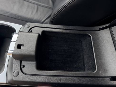 Used 2011 Cadillac SRX 2WD image 38