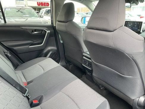 Used 2020 Toyota RAV4 XLE w/ Convenience Package AWD/4WD image 12