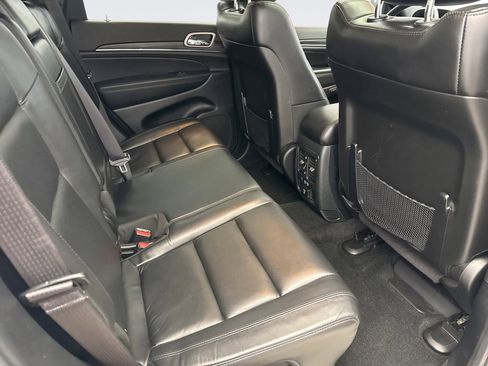 Used 2022 Jeep Grand Cherokee Limited image 20