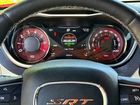 Used 2015 Dodge Challenger SRT Hellcat RWD image 9