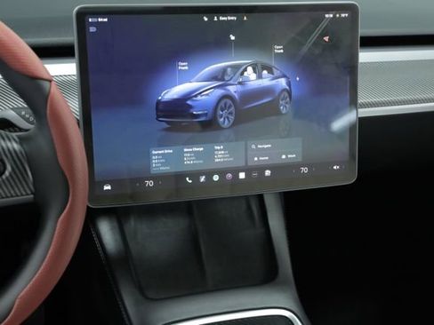Used 2025 Tesla Model Y Long Range AWD/4WD image 14