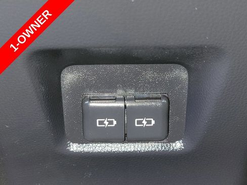 Used 2024 Toyota RAV4 XLE FWD image 14