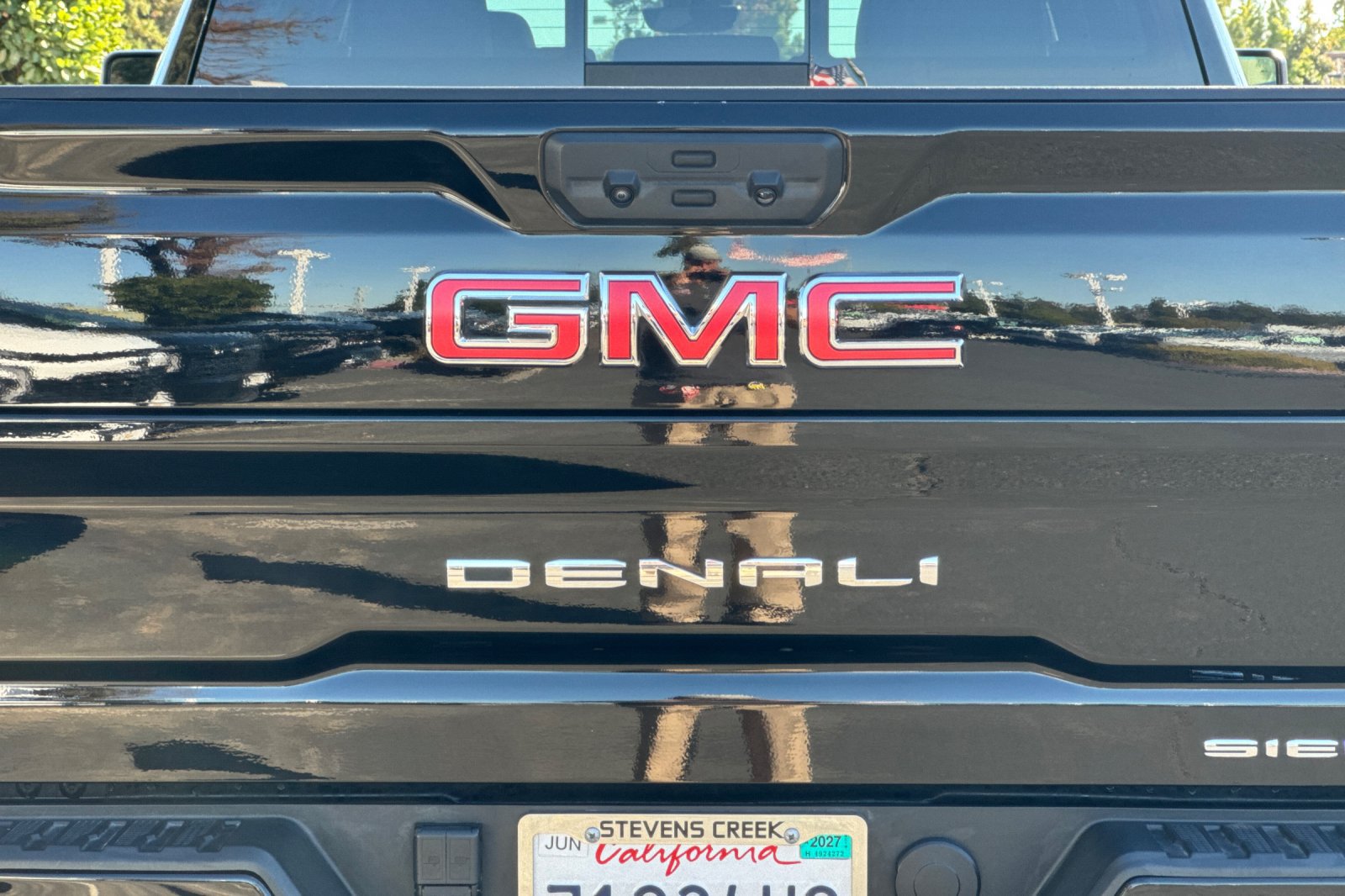 Used 2024 GMC Sierra 2500 Denali w/ Denali Reserve Package AWD/4WD image 46