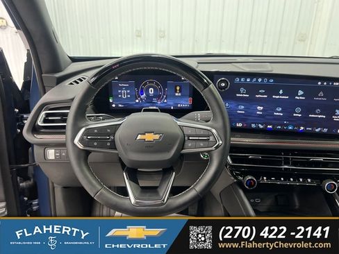 Used 2025 Chevrolet Traverse High Country FWD image 28