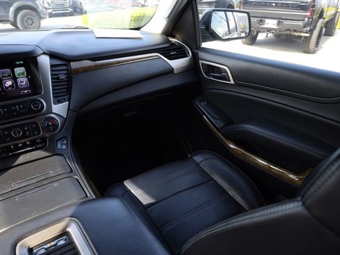 Used 2017 GMC Yukon Denali w/ Enhanced Security Package image 21