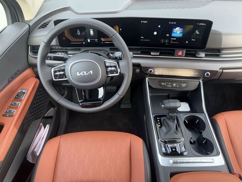 New 2026 Kia Carnival EX image 12