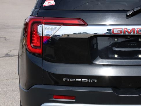 Used 2023 GMC Acadia SLT image 26