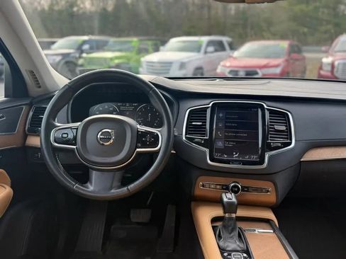 Used 2016 Volvo XC90 T6 Inscription w/ Vision Package image 17