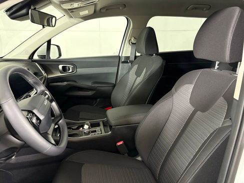 New 2026 Kia Sorento LX image 18