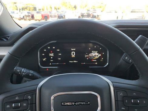 New 2026 GMC Sierra 2500 Denali w/ Denali Reserve Package AWD/4WD image 24