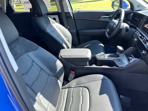 New 2026 Kia Sportage SX AWD/4WD image 11