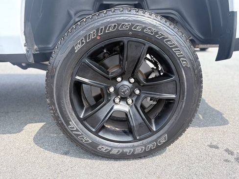 Used 2020 RAM 1500 Big Horn AWD/4WD image 39