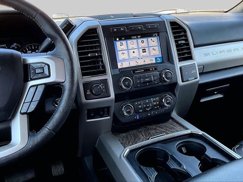 Used 2019 Ford F350 Lariat w/ Lariat Ultimate Package AWD/4WD image 7