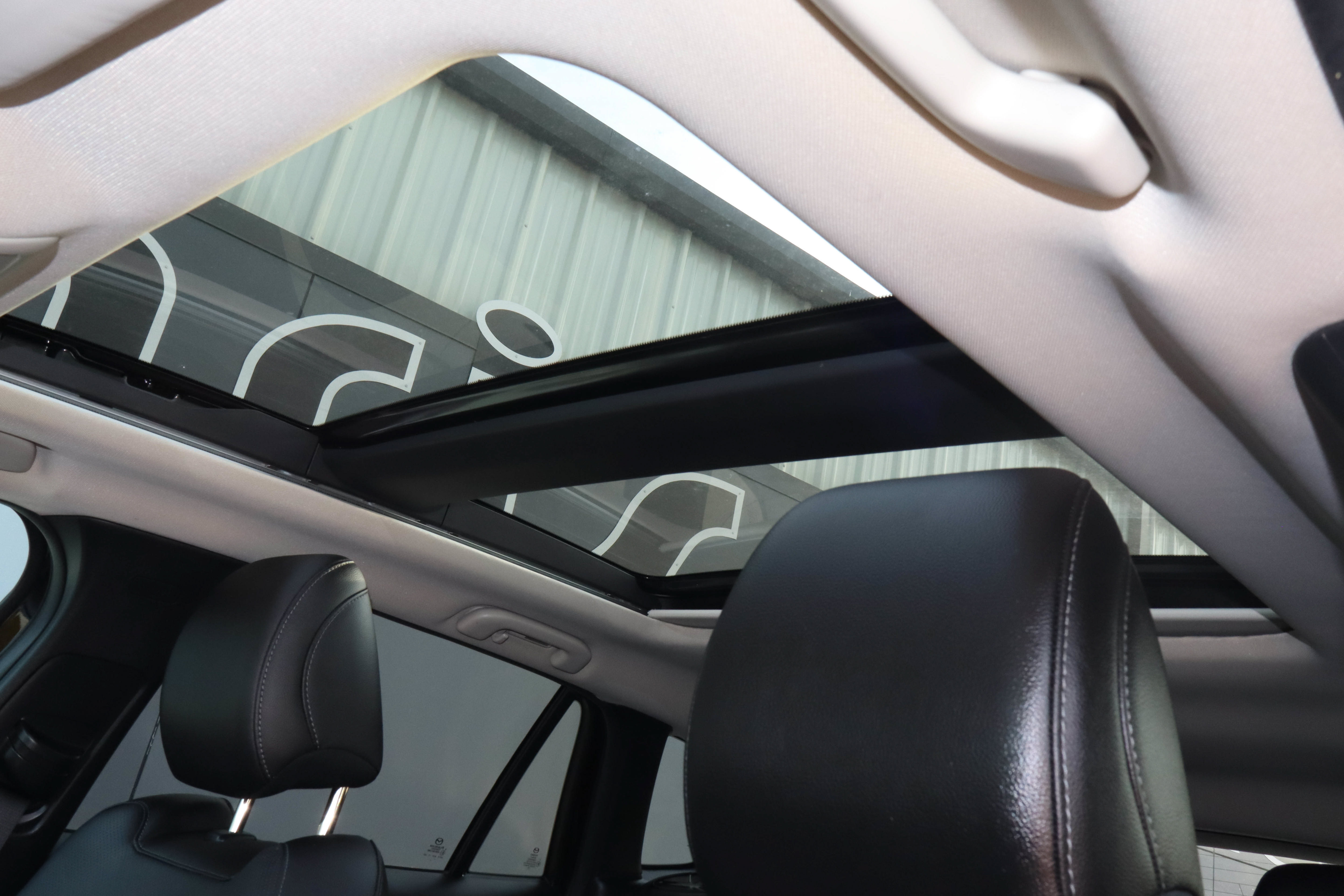Used 2025 MAZDA CX-50 AWD 2.5 S w/ Premium Plus Pkg image 8