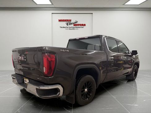 Used 2021 GMC Sierra 1500 SLT w/ Driver Alert Package II AWD/4WD image 7