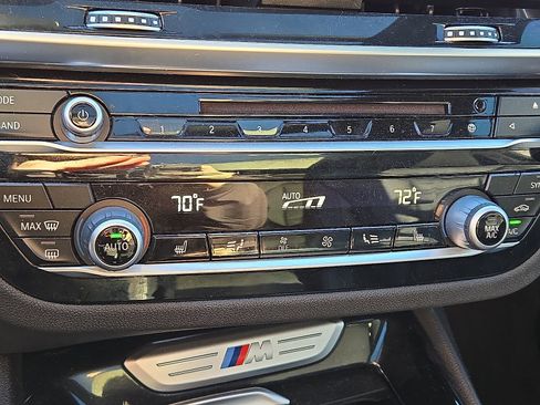 Used 2018 BMW X3 M40i image 17