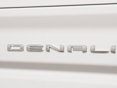 Used 2025 GMC Sierra 3500 Denali w/ Denali Reserve Package AWD/4WD image 21