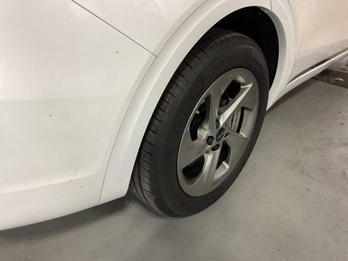 Used 2026 Genesis GV70 2.5T image 14