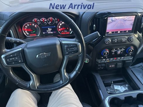 Used 2020 Chevrolet Silverado 1500 RST image 11
