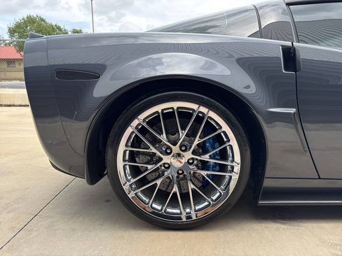 Used 2010 Chevrolet Corvette ZR1 w/ Preferred Equipment Group RWD image 23