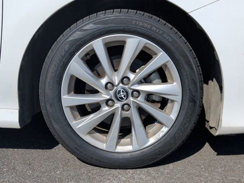 Used 2024 Toyota Camry LE FWD image 9