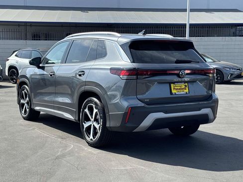 New 2026 Volkswagen Tiguan SE FWD image 3