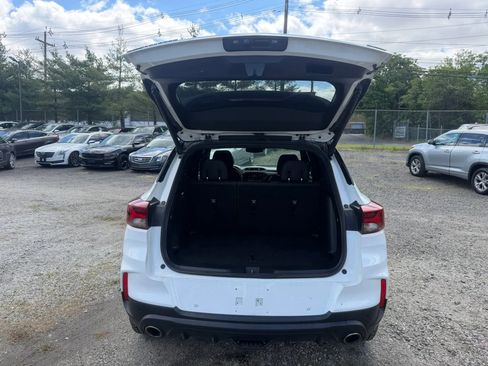 Used 2021 Chevrolet TrailBlazer RS w/ Sun and Liftgate Package AWD/4WD image 28