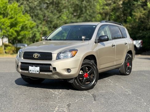 Used 2007 Toyota RAV4 2WD image 9