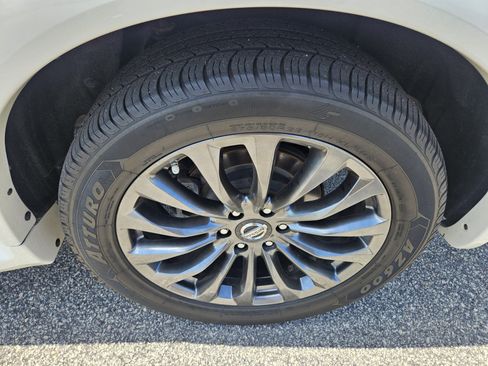 Used 2020 Nissan Armada Platinum w/ Platinum Reserve Package AWD/4WD image 14