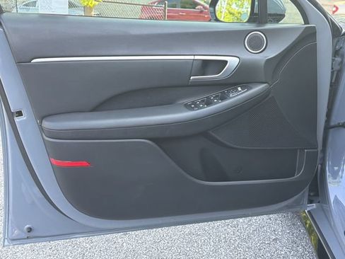 Certified 2025 Hyundai Sonata SEL FWD image 14