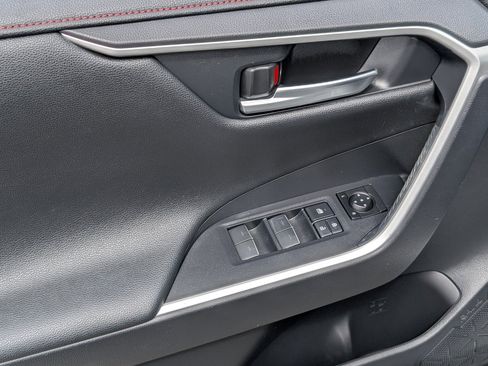 Used 2024 Toyota RAV4 XSE w/ Weather Package AWD/4WD image 15