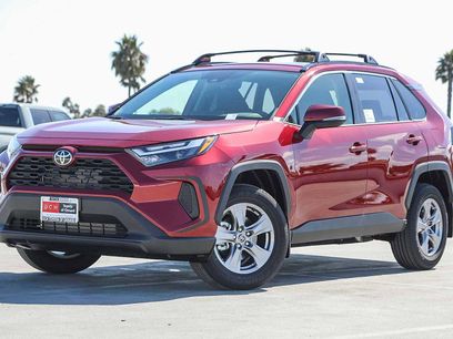New 2025 Toyota RAV4 XLE