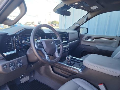 Used 2026 Chevrolet Silverado 1500 RST AWD/4WD image 16