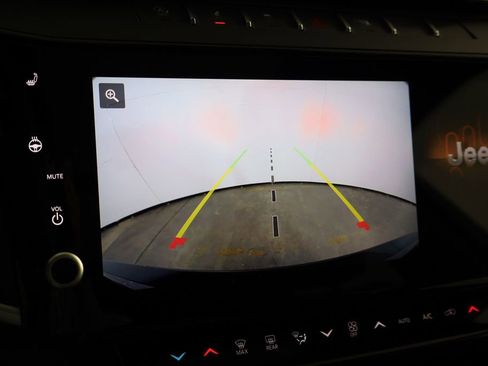 New 2026 Jeep Grand Cherokee Limited image 38