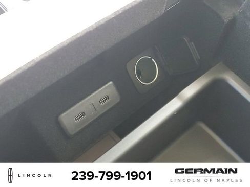 New 2025 Lincoln Navigator Reserve image 31