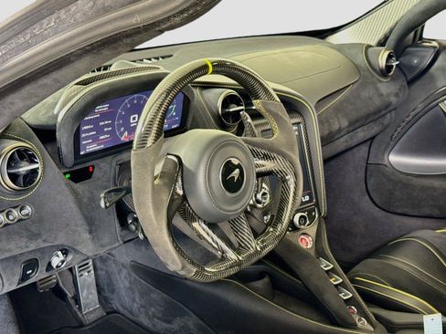 Used 2021 McLaren 720S Performance RWD image 15