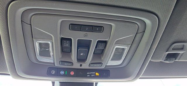 Used 2019 GMC Sierra 1500 Denali w/ Denali Ultimate Package AWD/4WD image 26