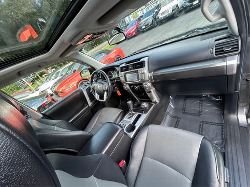 Used 2016 Toyota 4Runner SR5 Premium AWD/4WD image 14