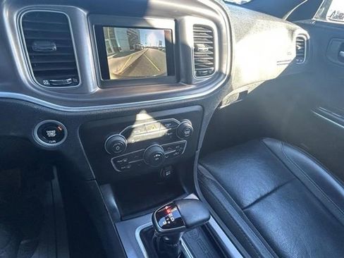 Used 2021 Dodge Charger SXT w/ Leather Interior Group image 15