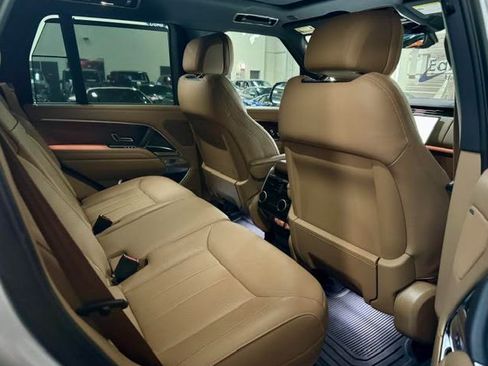 Used 2023 Land Rover Range Rover SE AWD/4WD image 5